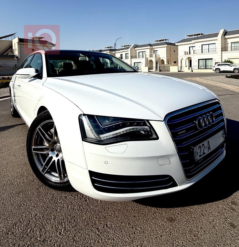 اودي A8